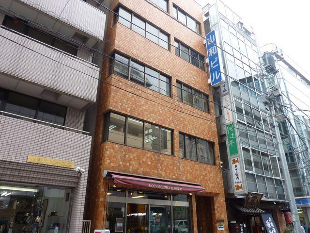 九段下プラレールビル