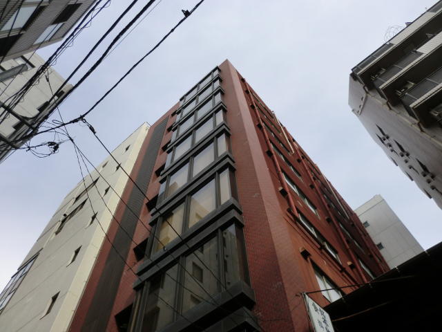 山萬ビル