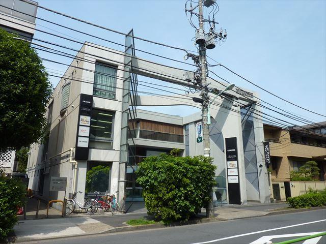 西麻布グランディアビル