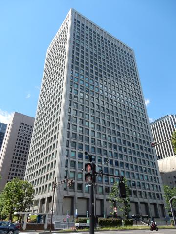 富国生命ビル