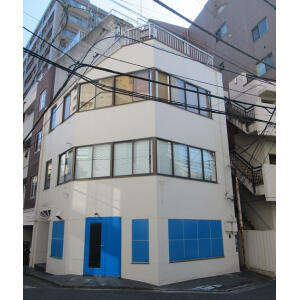 ヤナバビル