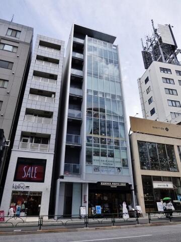 HH BUILDING